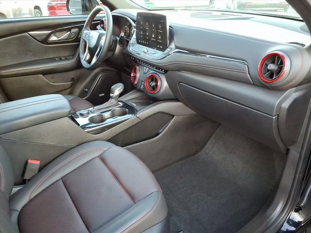 Used 2024 Chevrolet Blazer RS w/ Enhanced Convenience Package image 25