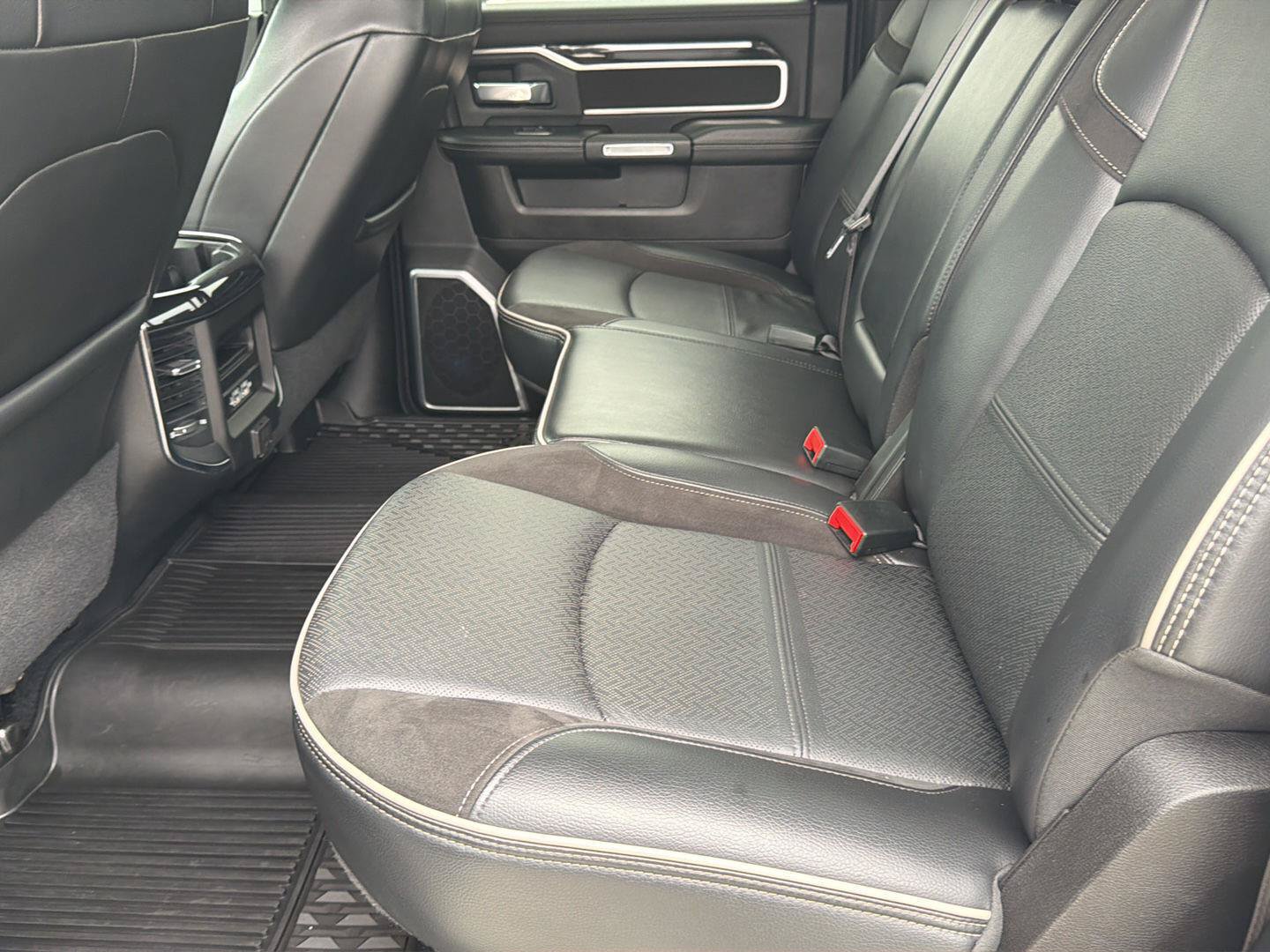 Used 2019 RAM 2500 Laramie AWD/4WD image 28