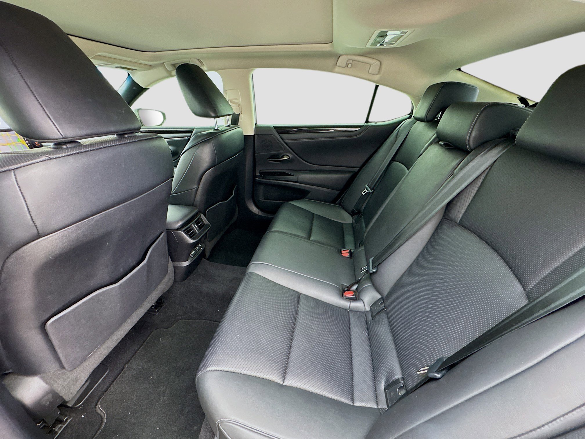 Used 2020 Lexus ES 350 w/ Premium Package image 16