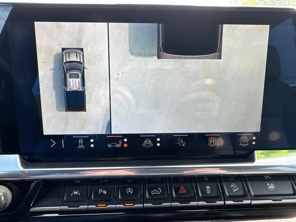 Used 2024 Chevrolet Silverado 1500 LTZ w/ LTZ Convenience Package II AWD/4WD image 35