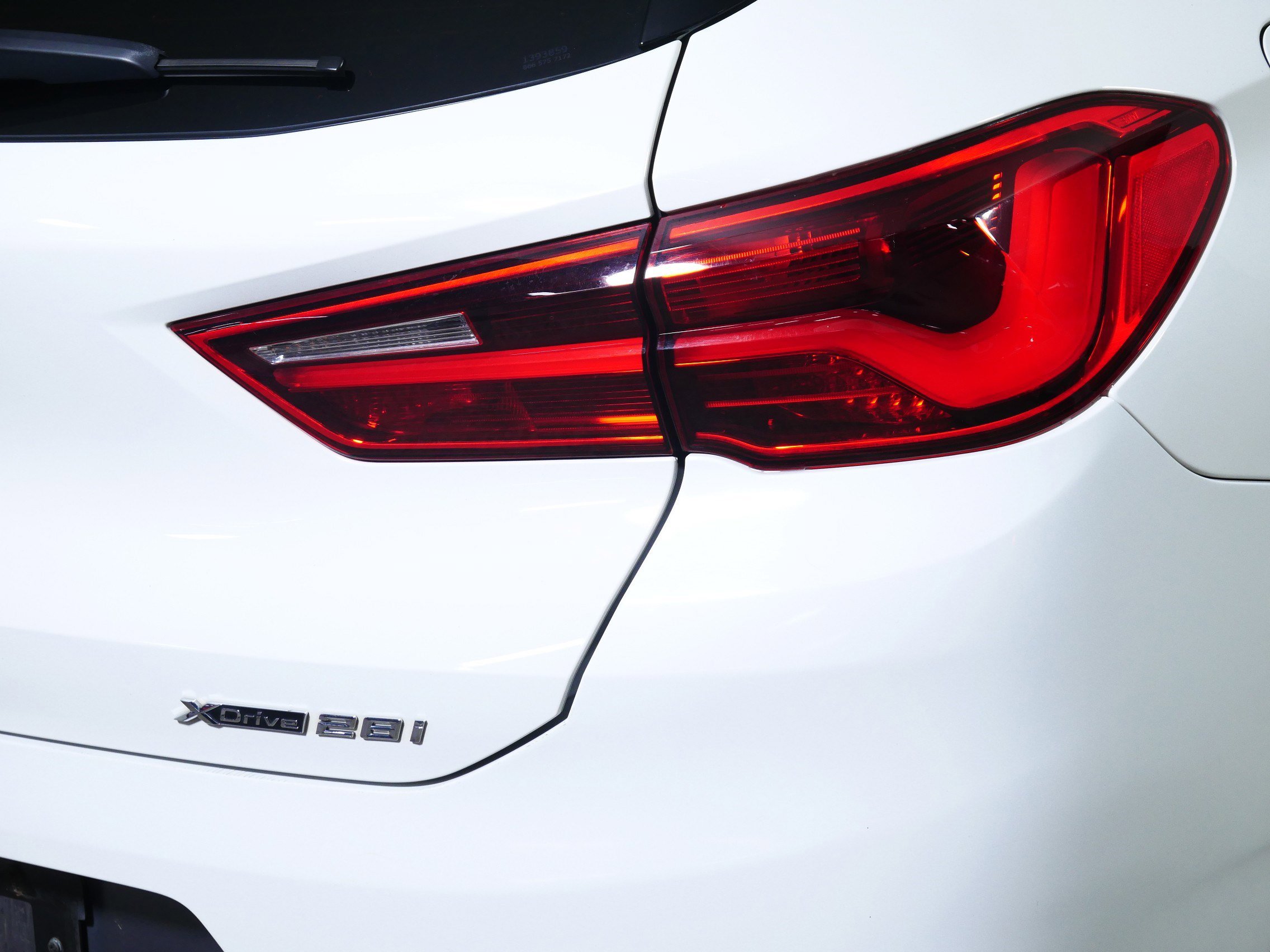 Used 2018 BMW X2 xDrive28i w/ M SportX Package image 17