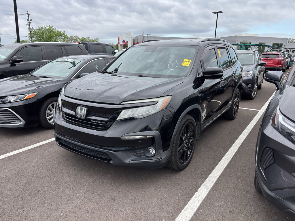 Used 2020 Honda Pilot Black Edition image 2