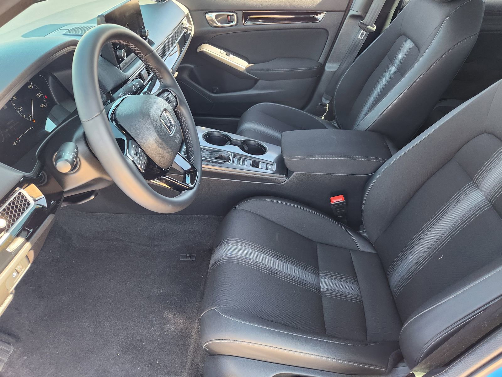 Used 2025 Honda Civic Sport image 17