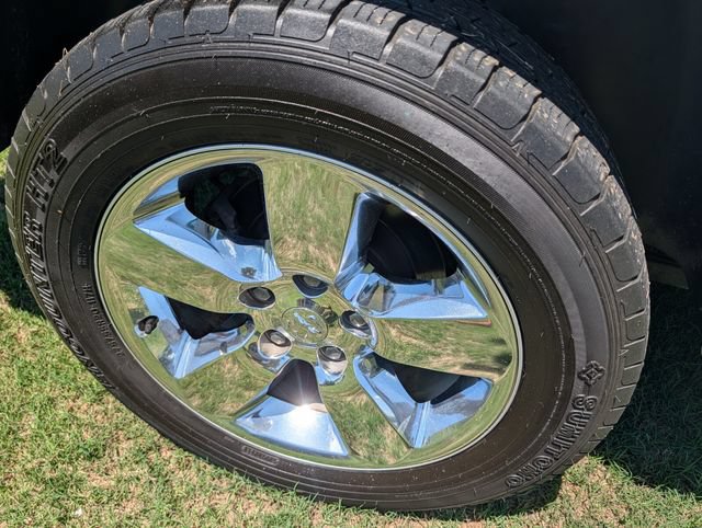 Used 2019 RAM 1500 Express RWD image 38