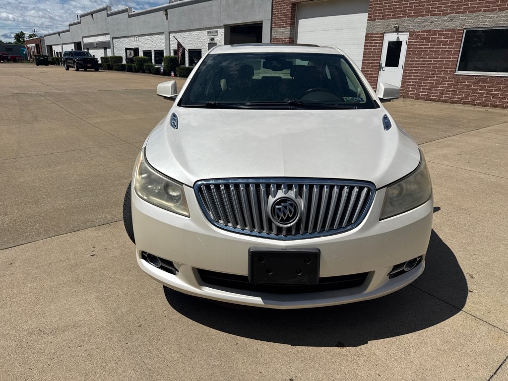 Used 2011 Buick LaCrosse CXS FWD image 2
