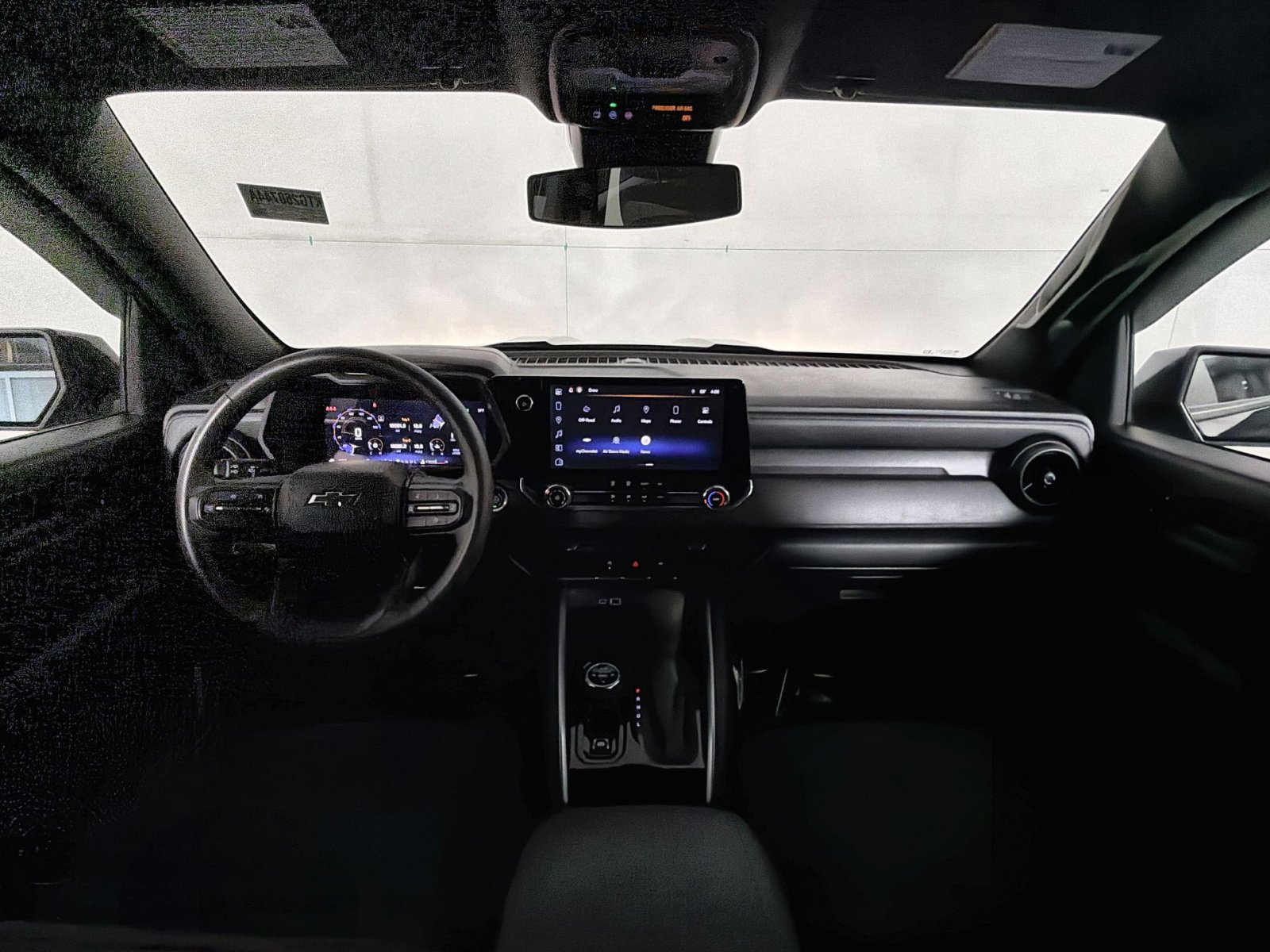 Used 2024 Chevrolet Colorado Trail Boss w/ Technology Package image 22