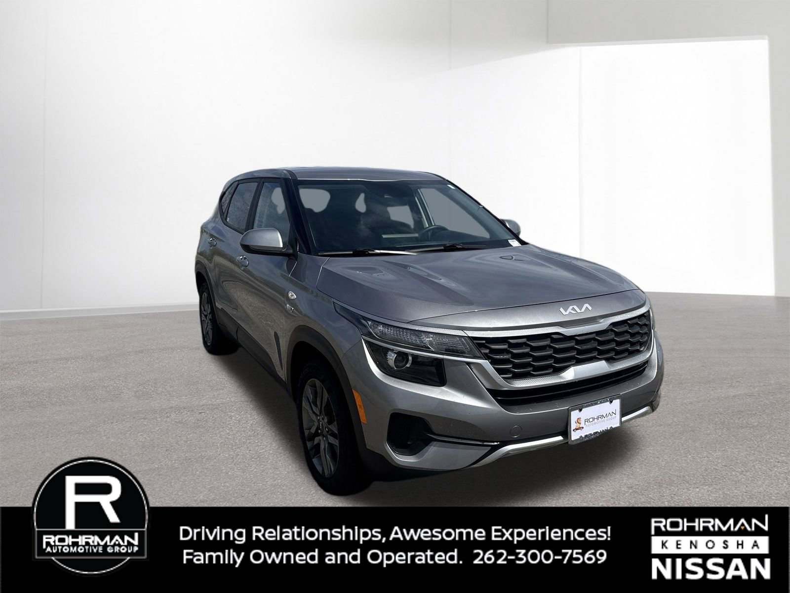 Used 2022 Kia Seltos LX image 3