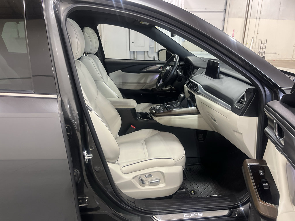 Used 2020 MAZDA CX-9 Signature AWD/4WD image 35