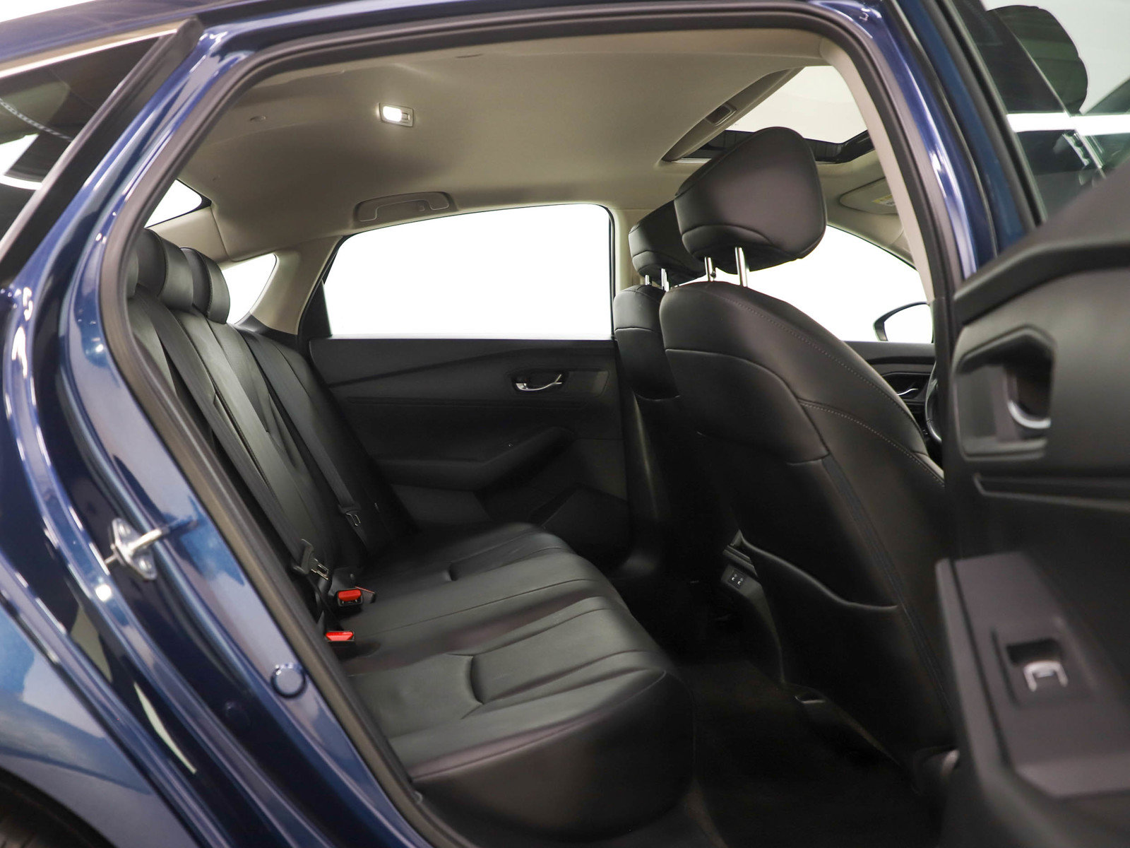Used 2024 Honda Accord EX-L image 12