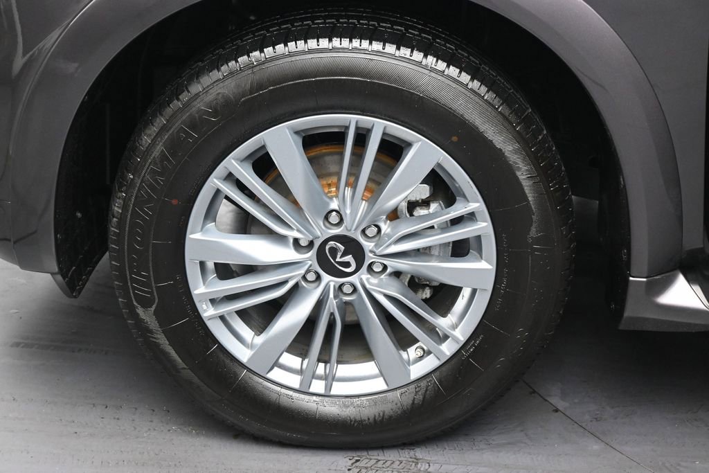 Used 2024 INFINITI QX80 Luxe RWD image 36