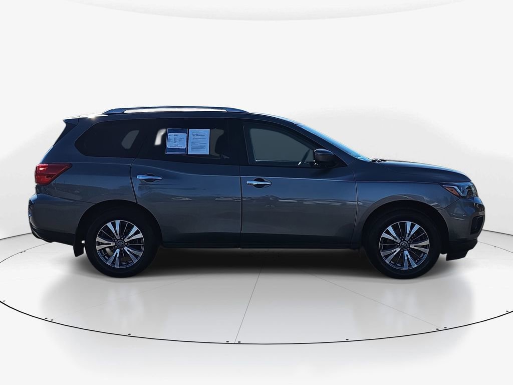 Used 2019 Nissan Pathfinder S image 3