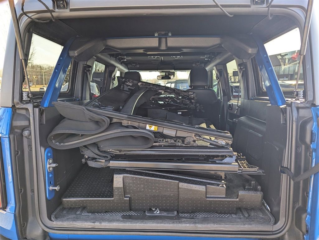 Used 2023 Ford Bronco Wildtrak image 6