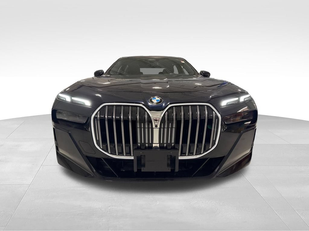 Used 2024 BMW 740i xDrive AWD/4WD image 54