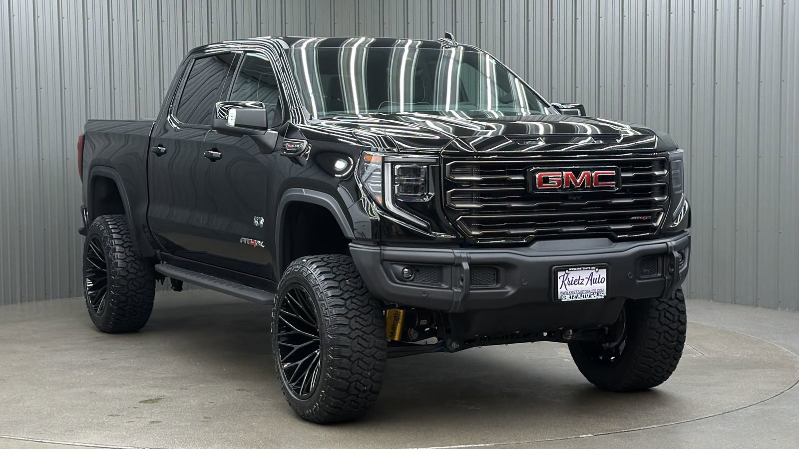 Used 2025 GMC Sierra 1500 AT4X image 7