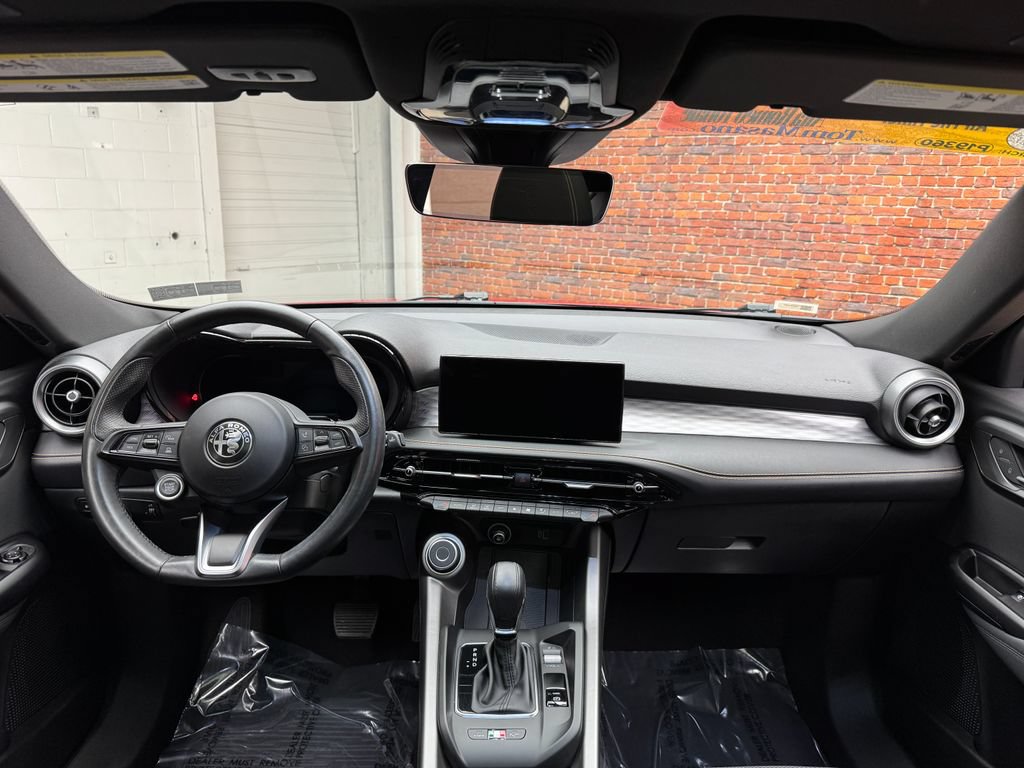 Used 2024 Alfa Romeo Tonale Ti AWD/4WD image 13
