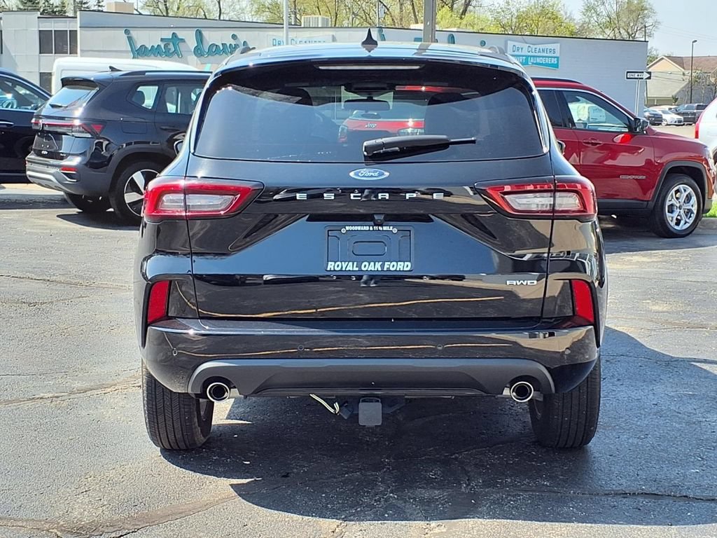 Used 2023 Ford Escape ST-Line Select w/ Tech Pack #2 AWD/4WD image 23