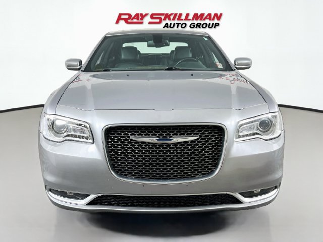 Used 2015 Chrysler 300 C Platinum AWD/4WD image 2