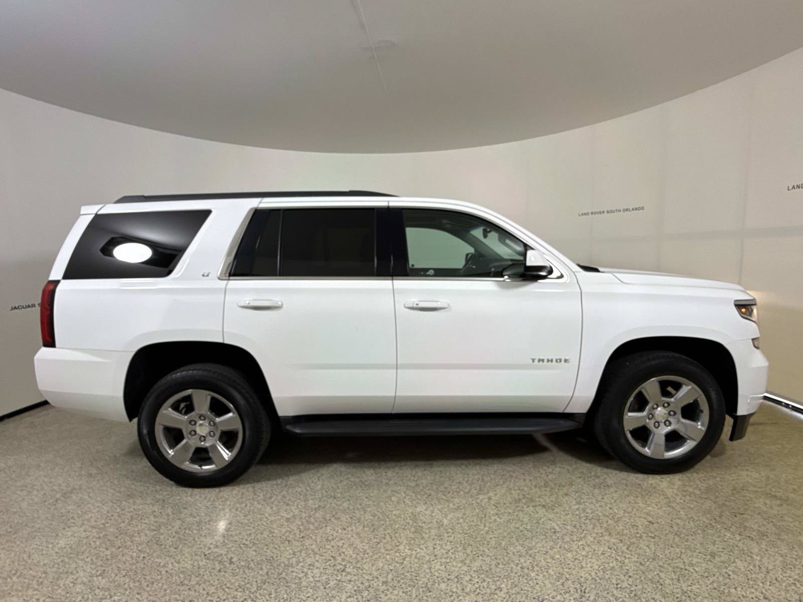 Used 2019 Chevrolet Tahoe LT w/ Luxury Package AWD/4WD image 6