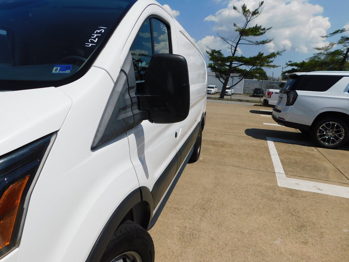 Used 2018 Ford Transit 150 130 Low Roof RWD image 7