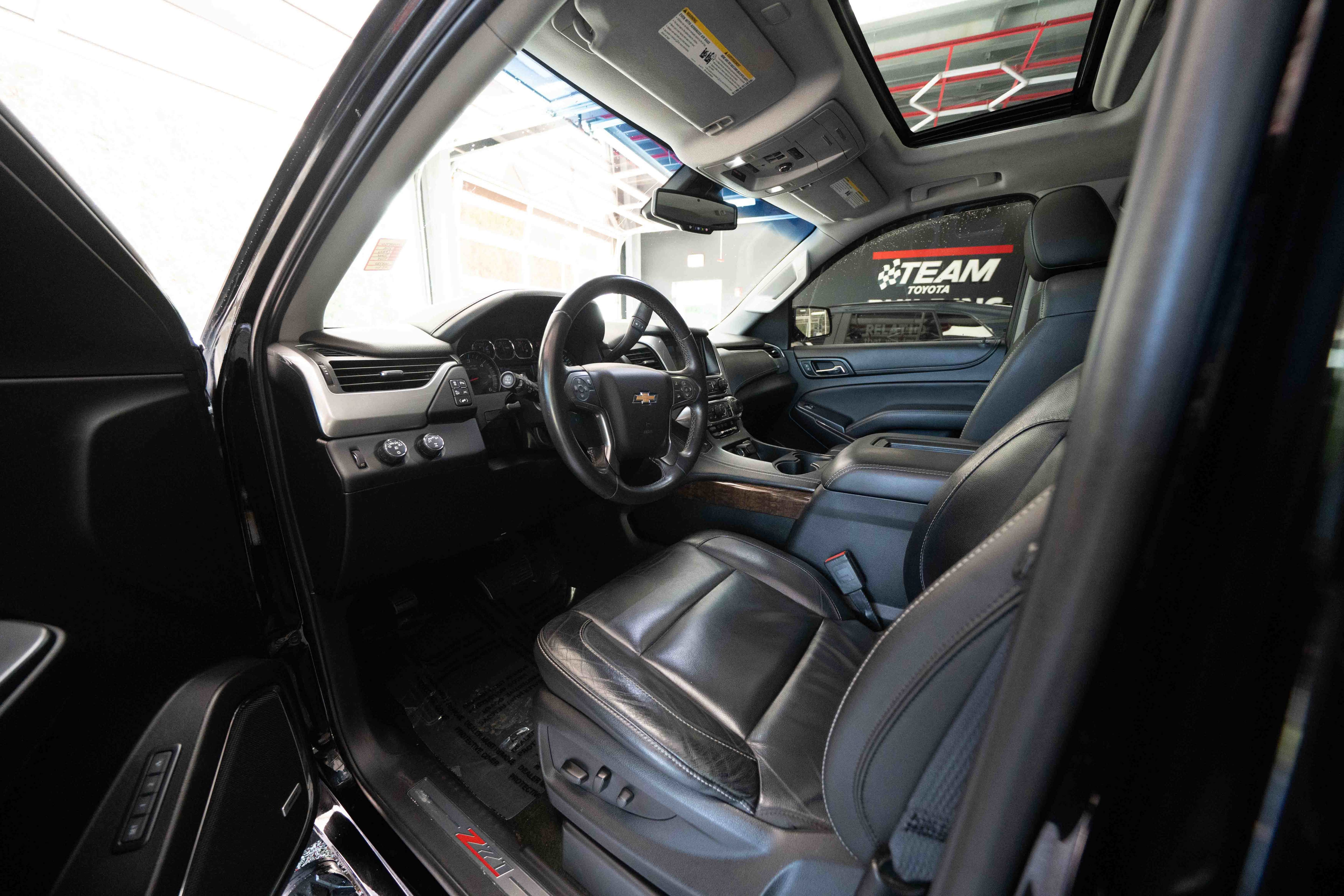 Used 2018 Chevrolet Tahoe LT w/ Z71 Midnight Edition AWD/4WD image 8