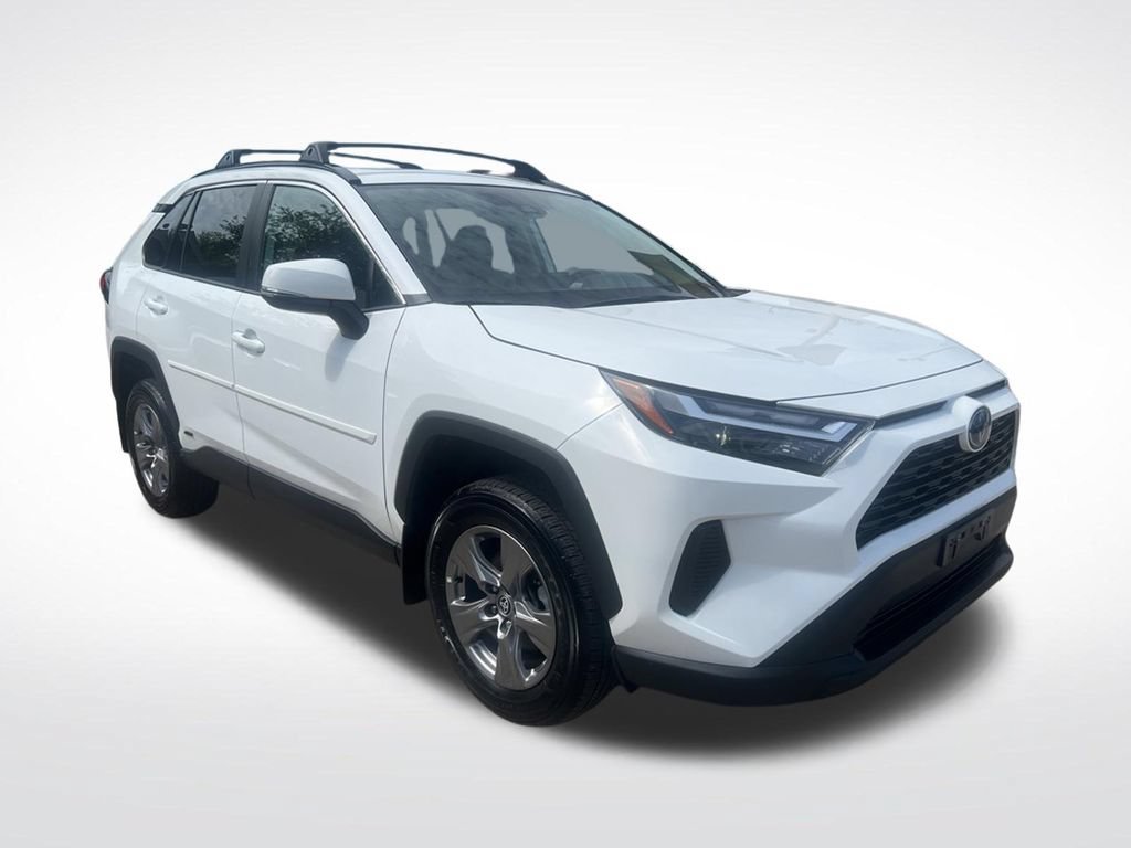 Used 2023 Toyota RAV4 XLE w/ Convenience Package AWD/4WD video 3