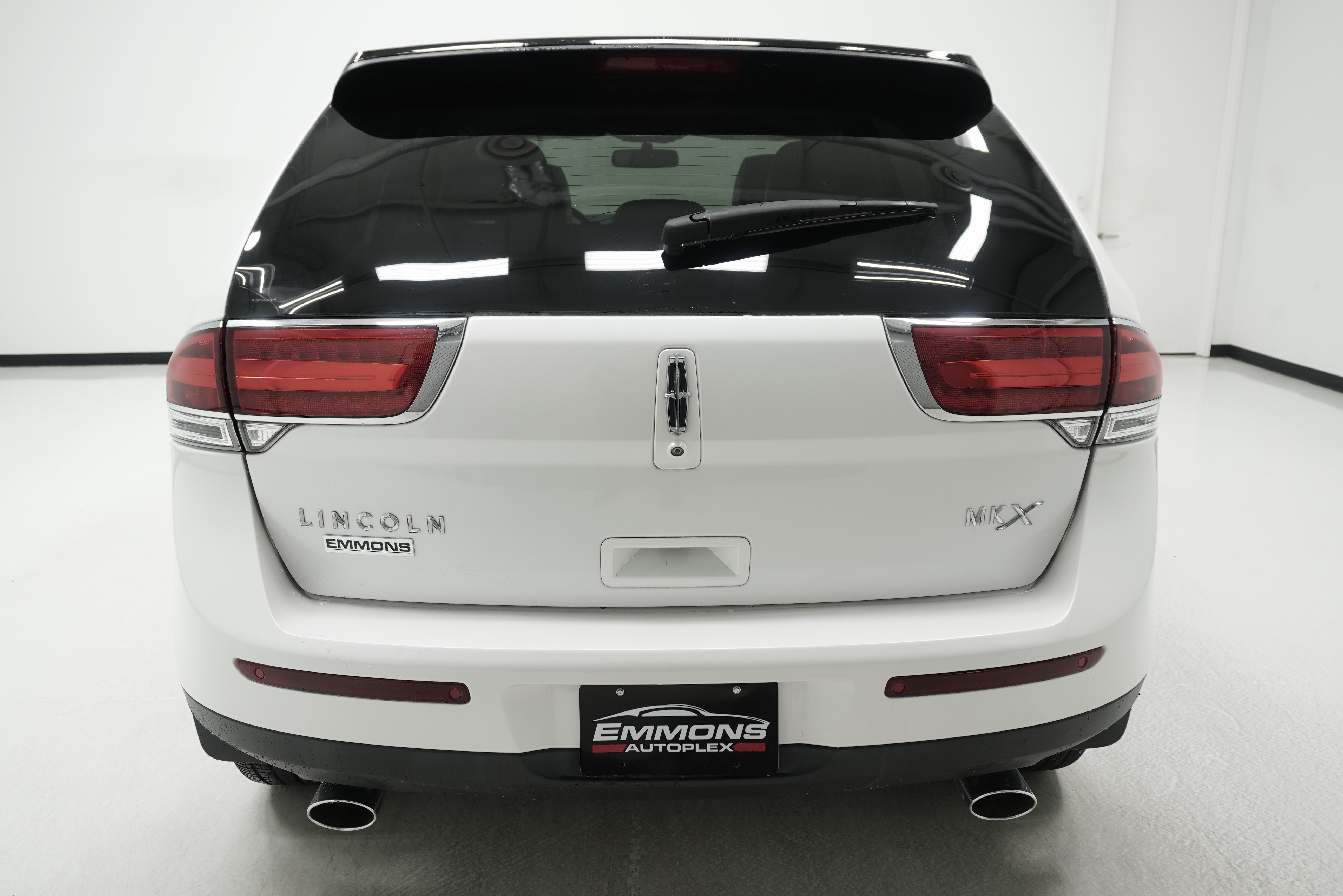 Used 2014 Lincoln MKX FWD w/ Equipment Group 102A image 5