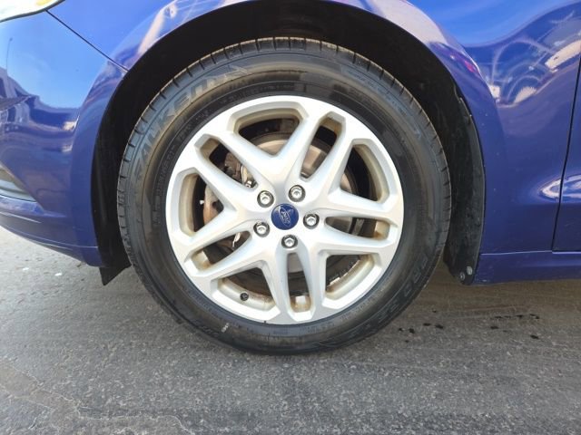 Used 2014 Ford Fusion SE image 23