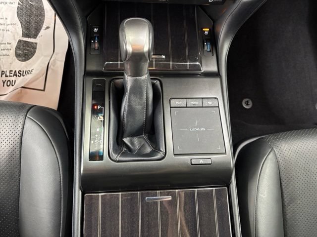 Used 2022 Lexus GX 460 Luxury w/ Accessory Package AWD/4WD image 22