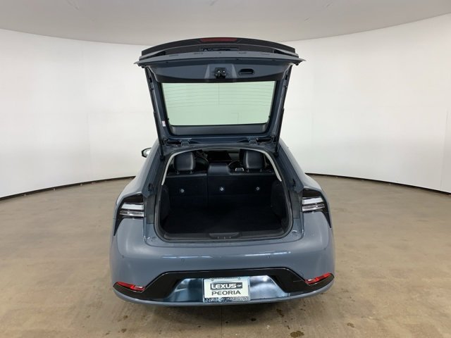 Used 2024 Toyota Prius Prime image 12