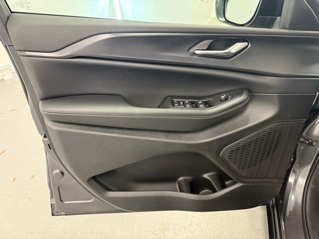 New 2026 Jeep Grand Cherokee L Laredo image 13