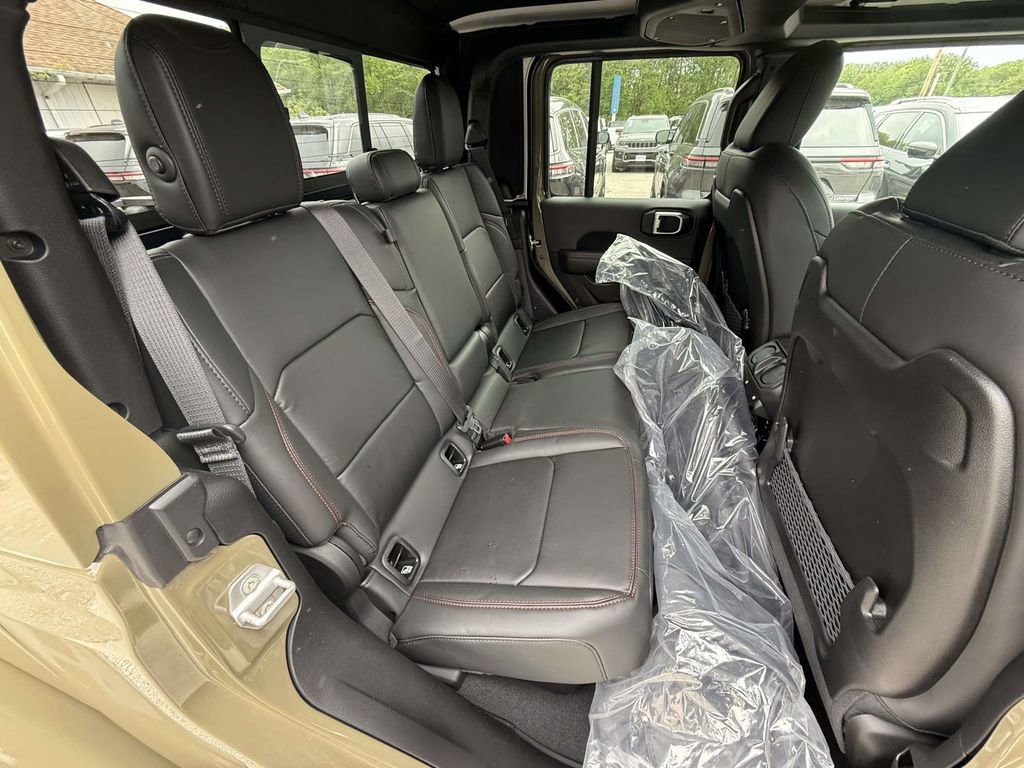 New 2026 Jeep Gladiator Rubicon AWD/4WD image 10