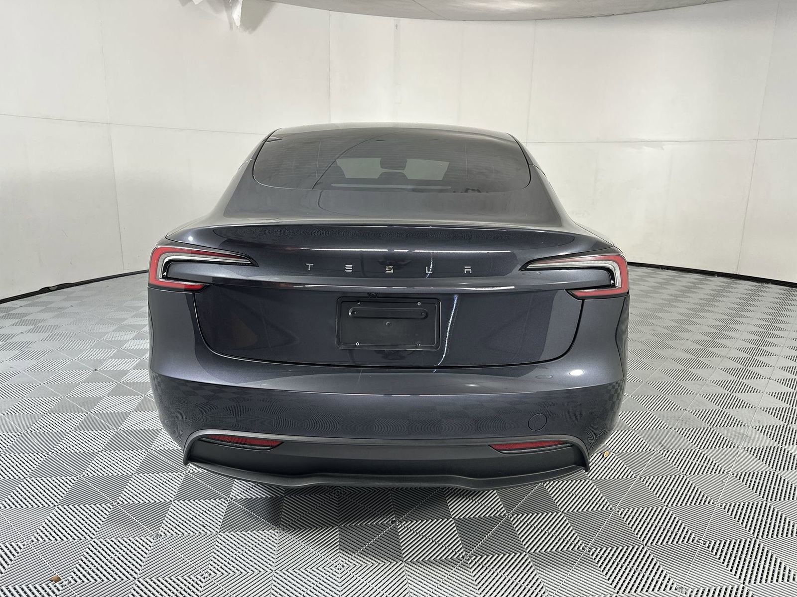 Used 2025 Tesla Model 3 image 7