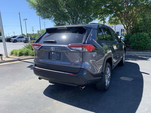 Used 2025 Toyota RAV4 LE AWD/4WD image 8