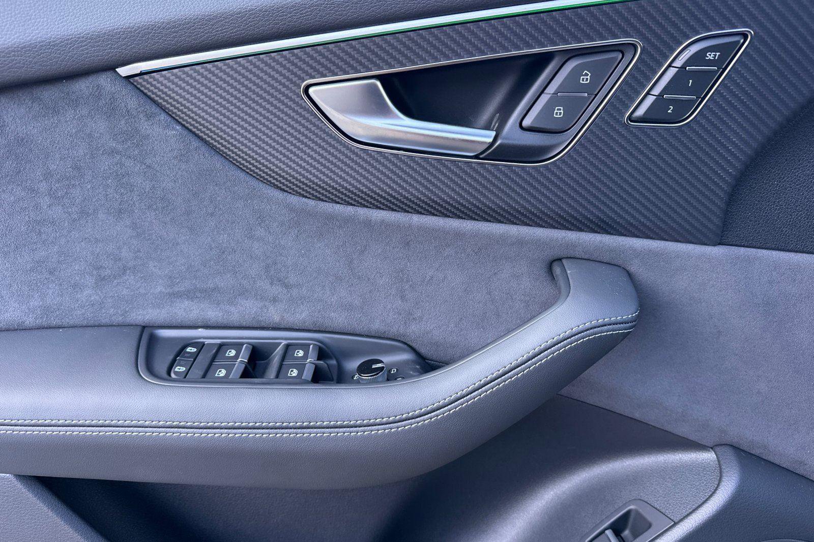 New 2026 Audi SQ8 Premium Plus image 10