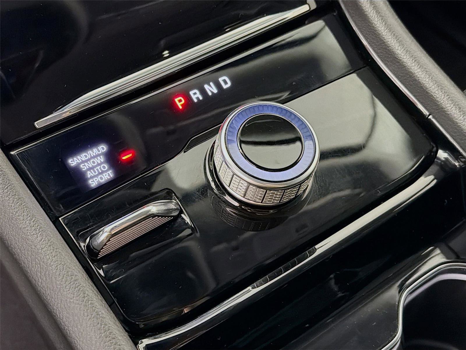 Used 2022 Jeep Grand Cherokee L Limited image 17