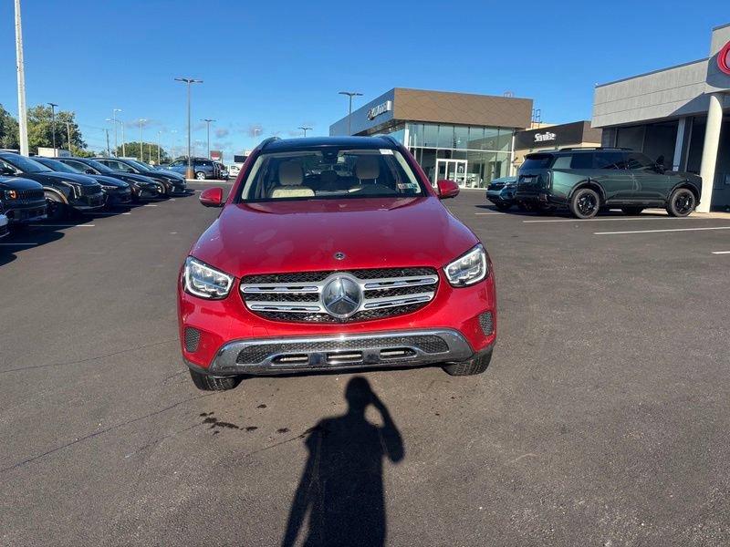 Used 2021 Mercedes-Benz GLC 300 4MATIC image 2