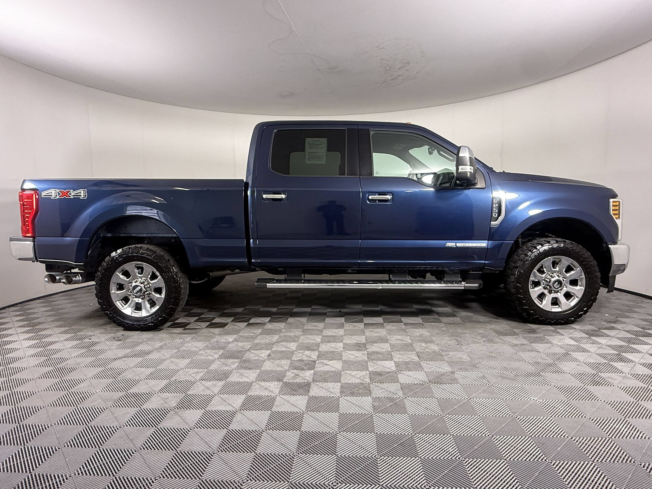 Used 2018 Ford F250 Lariat w/ Chrome Package AWD/4WD image 8