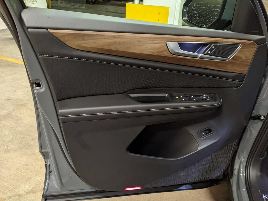 New 2026 Volkswagen Atlas SE AWD/4WD image 9