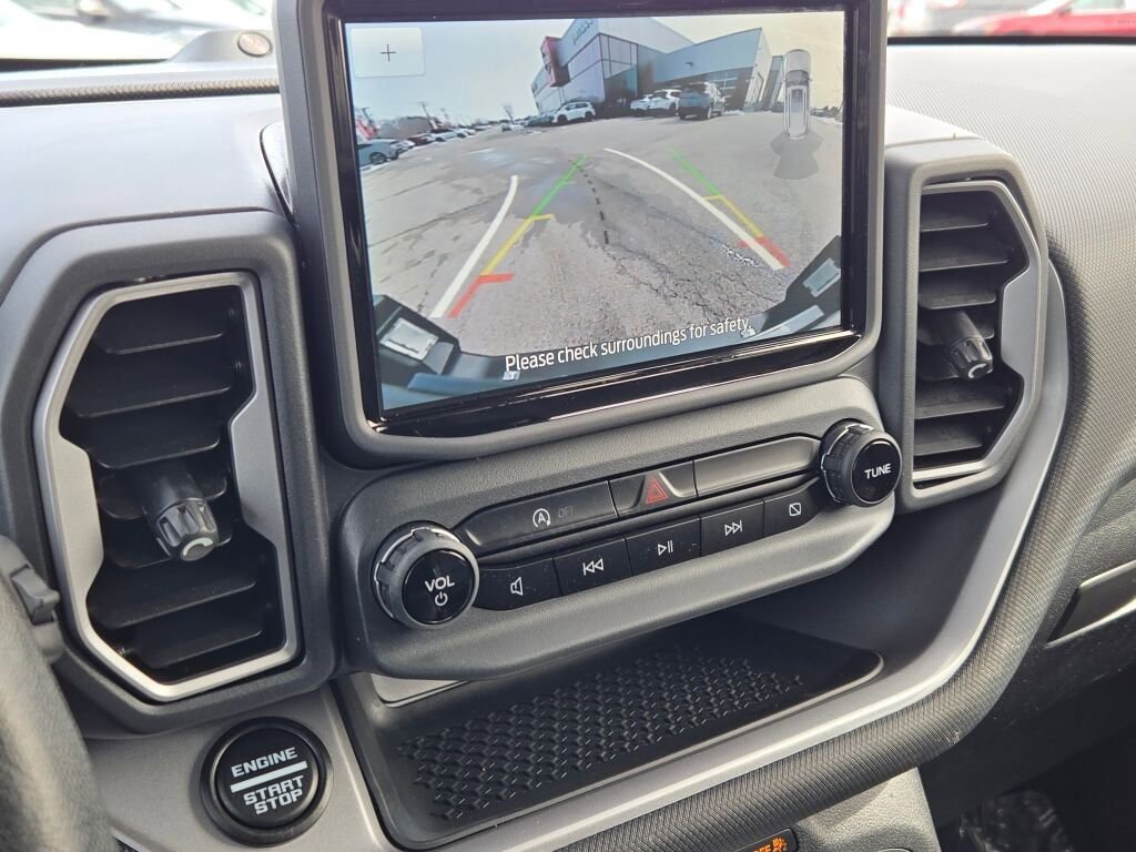 Used 2022 Ford Bronco Sport Outer Banks w/ Tech Package AWD/4WD image 26