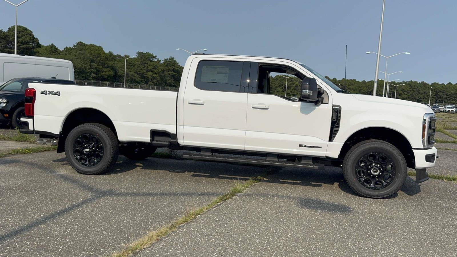 New 2026 Ford F250 Lariat w/ Black Appearance Package AWD/4WD image 7