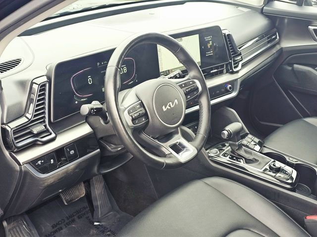 Used 2023 Kia Sportage EX image 16
