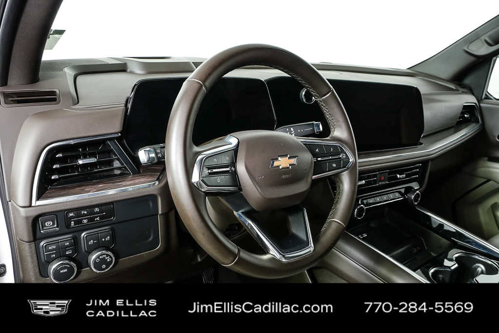Used 2025 Chevrolet Tahoe LT AWD/4WD image 4