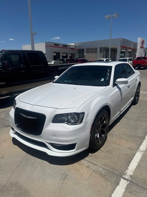 Used 2017 Chrysler 300 S w/ 300S Premium Group RWD image 1