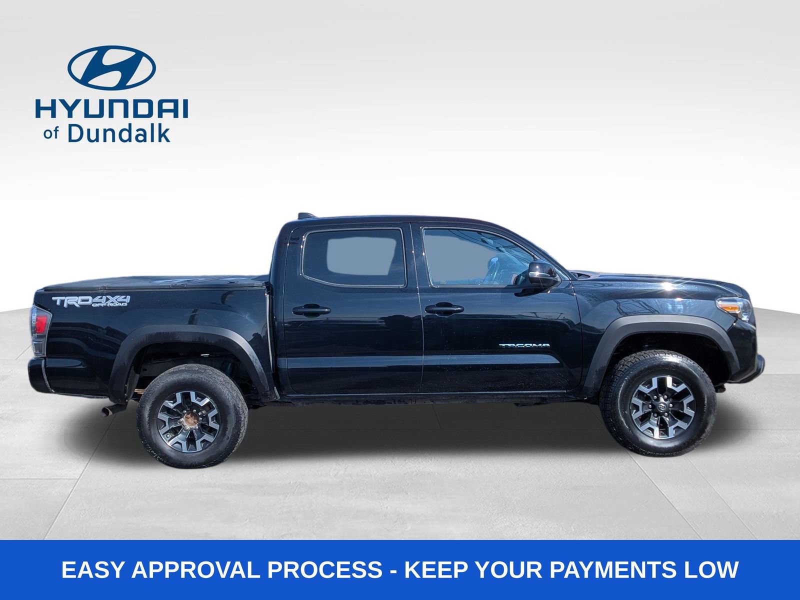 Used 2020 Toyota Tacoma TRD Off-Road w/ Technology Package image 10