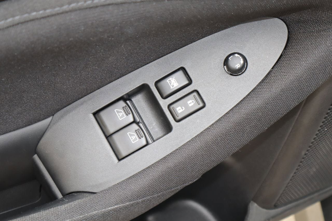 Used 2024 Nissan Z Sport w/ Floor Mat Package RWD image 17