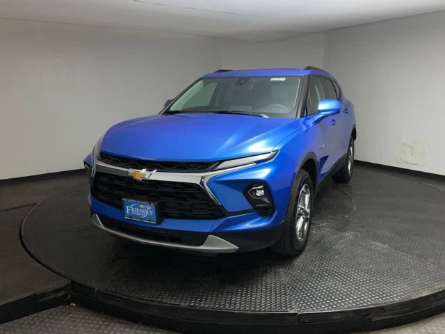 Certified 2024 Chevrolet Blazer LT w/ Convenience Package FWD image 3