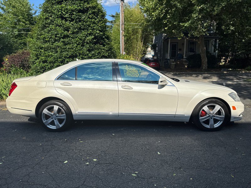 Used 2013 Mercedes-Benz S 550 4MATIC image 6