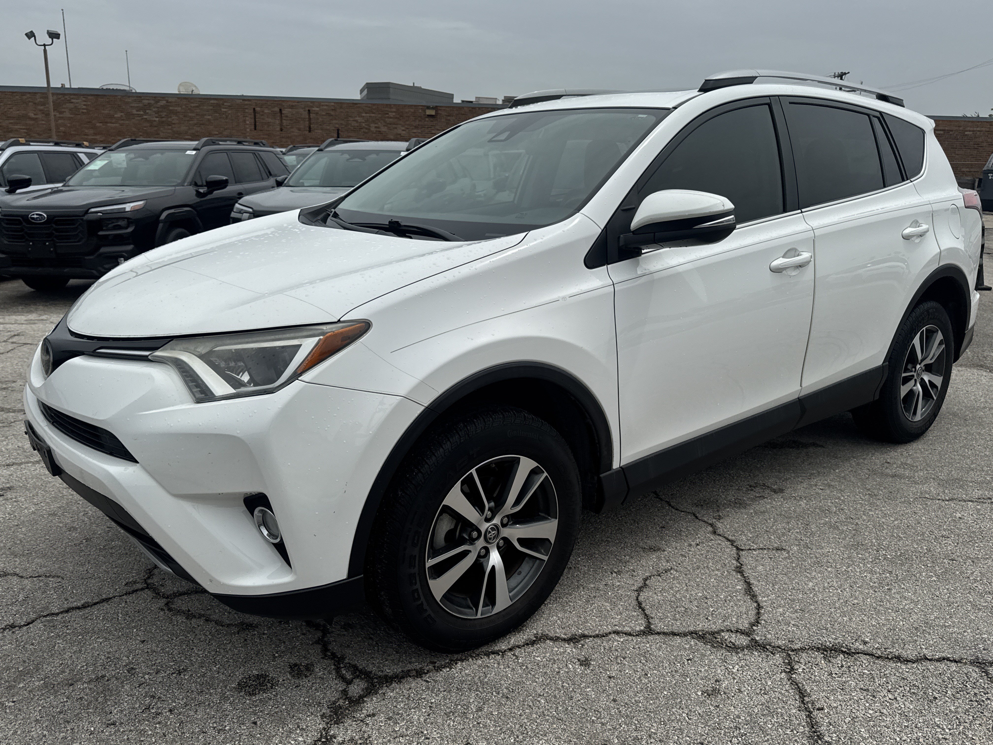 Used 2017 Toyota RAV4 XLE w/ Plus Extra Value Package FWD image 7