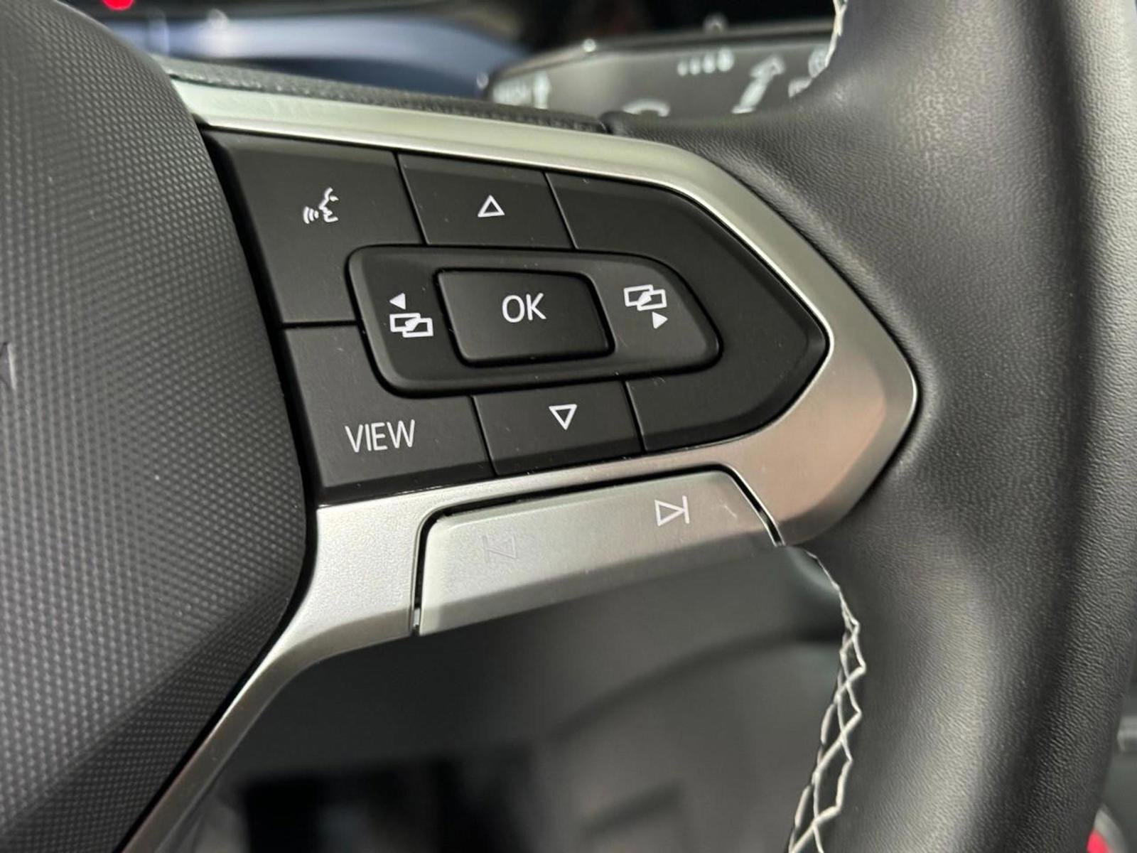 Used 2022 Volkswagen Taos SE image 30