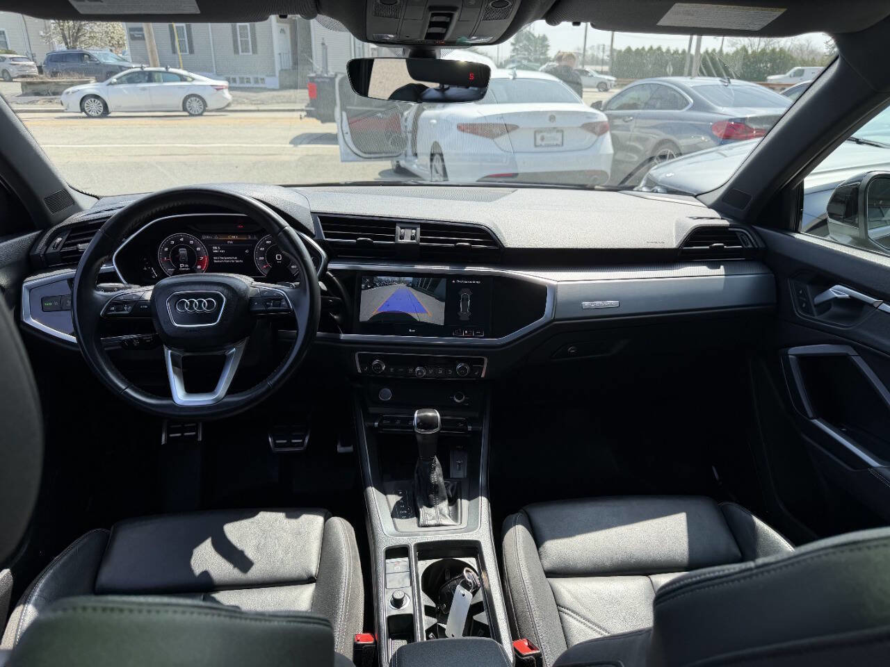 Used 2020 Audi Q3 2.0T Premium Plus w/ Premium Plus Package AWD/4WD image 26
